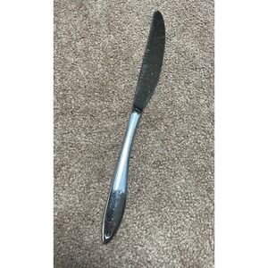Oneida Stainless Silver Flatwear Dinner Knife